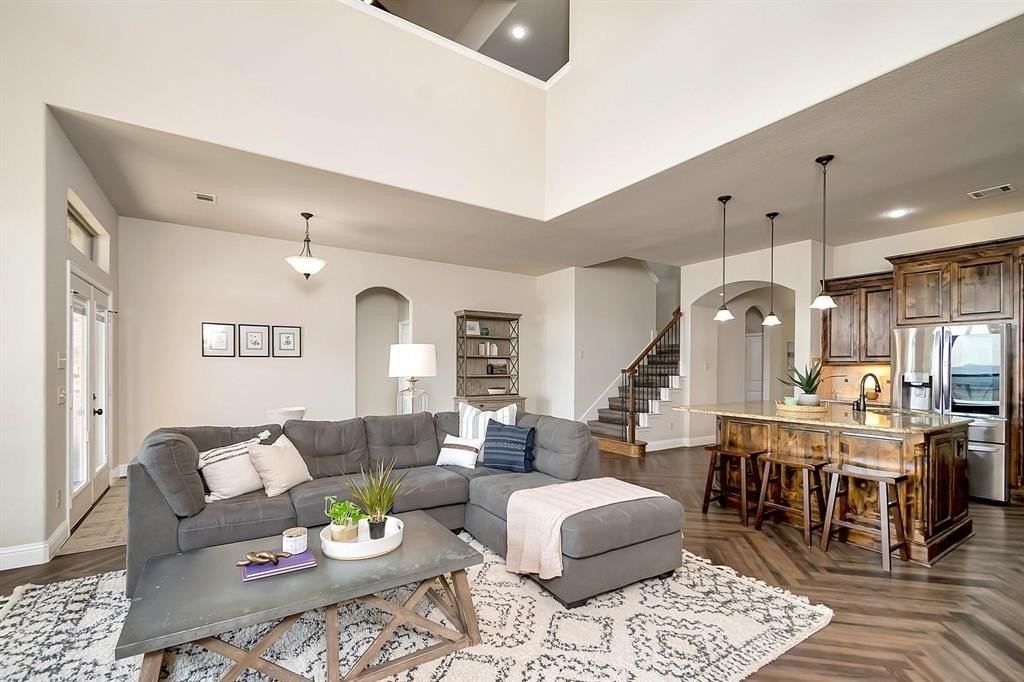 8324 Sandhill Crane Dr - Photo 4 of 31