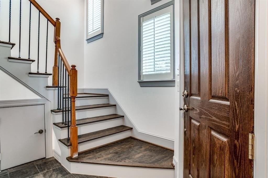 4125 Lovers Ln #A - Photo 5 of 25