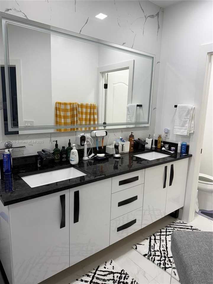 11300 Sw 236th Ln - Photo 7 of 8