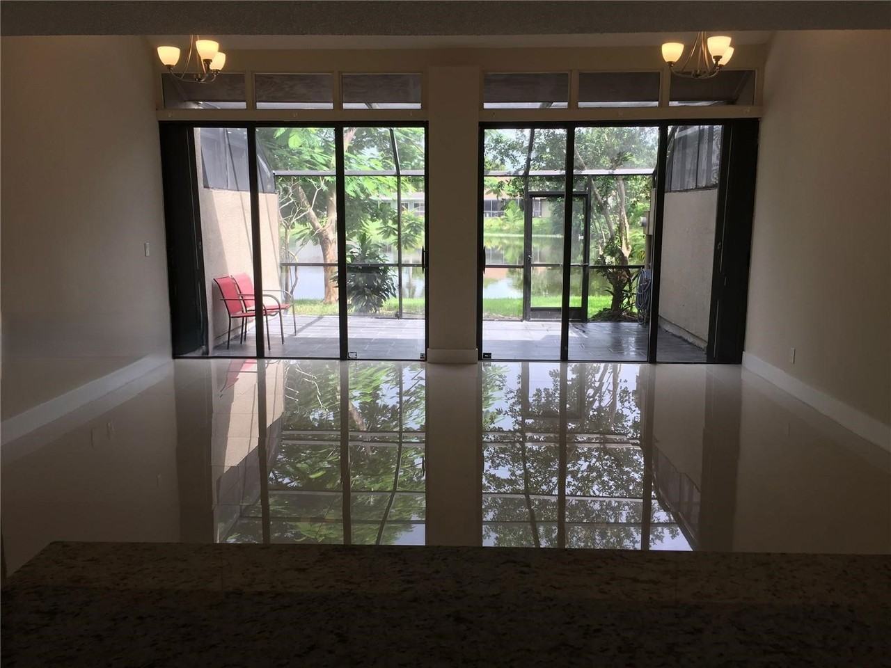 10951 N Lakeview Dr - Photo 5 of 8