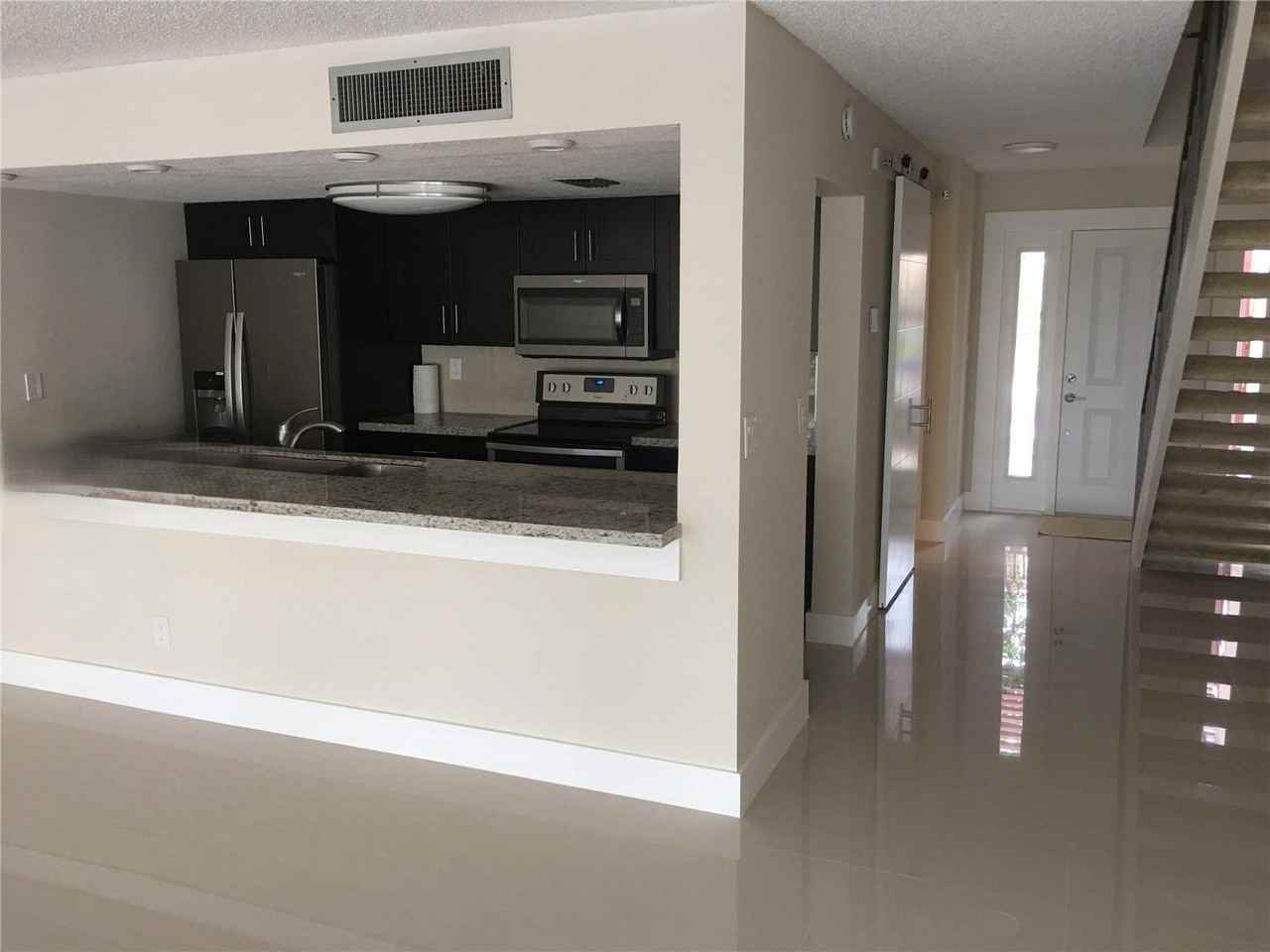 10951 N Lakeview Dr - Photo 6 of 8