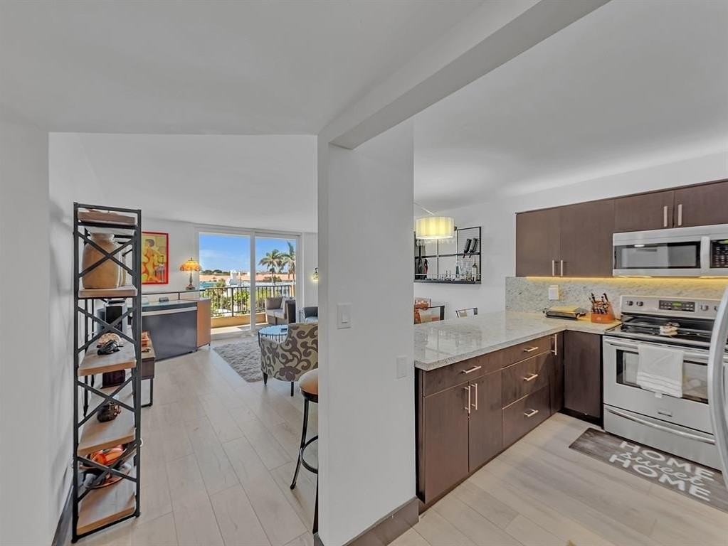 1421 South Ocean Boulevard #506 - Photo 4 of 36