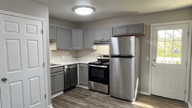 120 Wolfe St Apt 7 - Photo 5 of 15