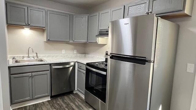 120 Wolfe St Apt 7 - Photo 6 of 15