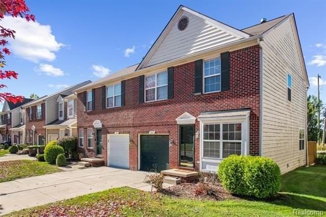 227 Tucker Street - Photo 5 of 31