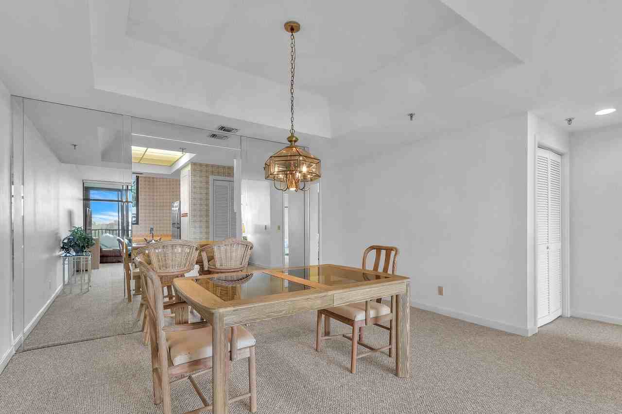 11370 Twelve Oaks Way #412 - Photo 6 of 21