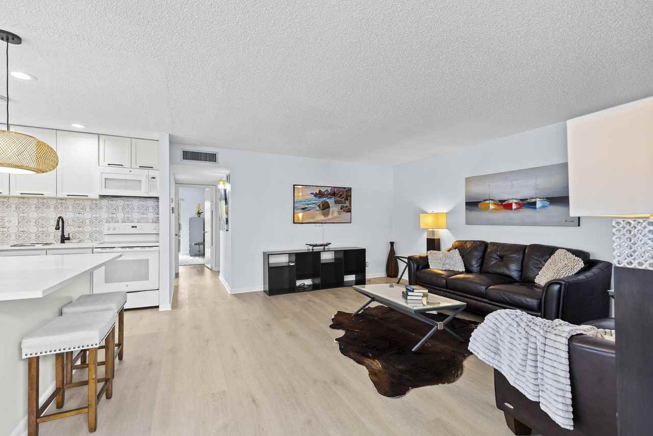 74 Normandy B - Photo 4 of 21