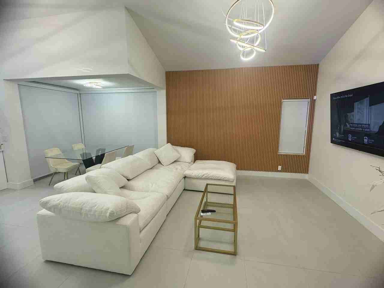 18 Selby Ln - Photo 2 of 21