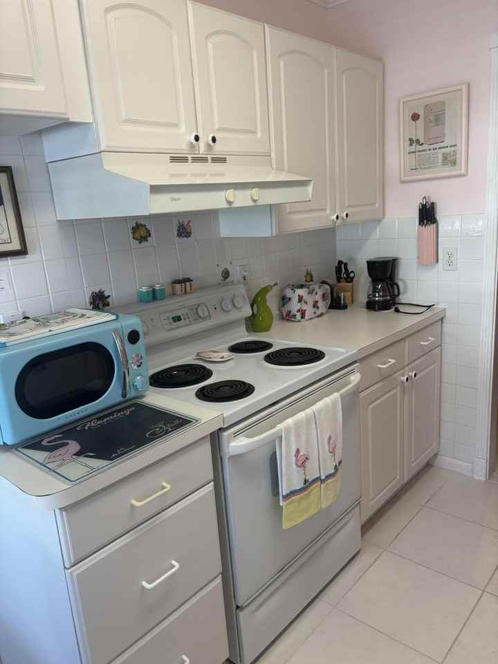 8608 Bella Vista Dr - Photo 4 of 11