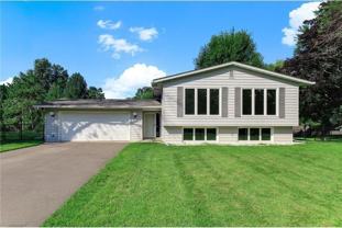 455 Black Oaks Ln N - Photo 1 of 1