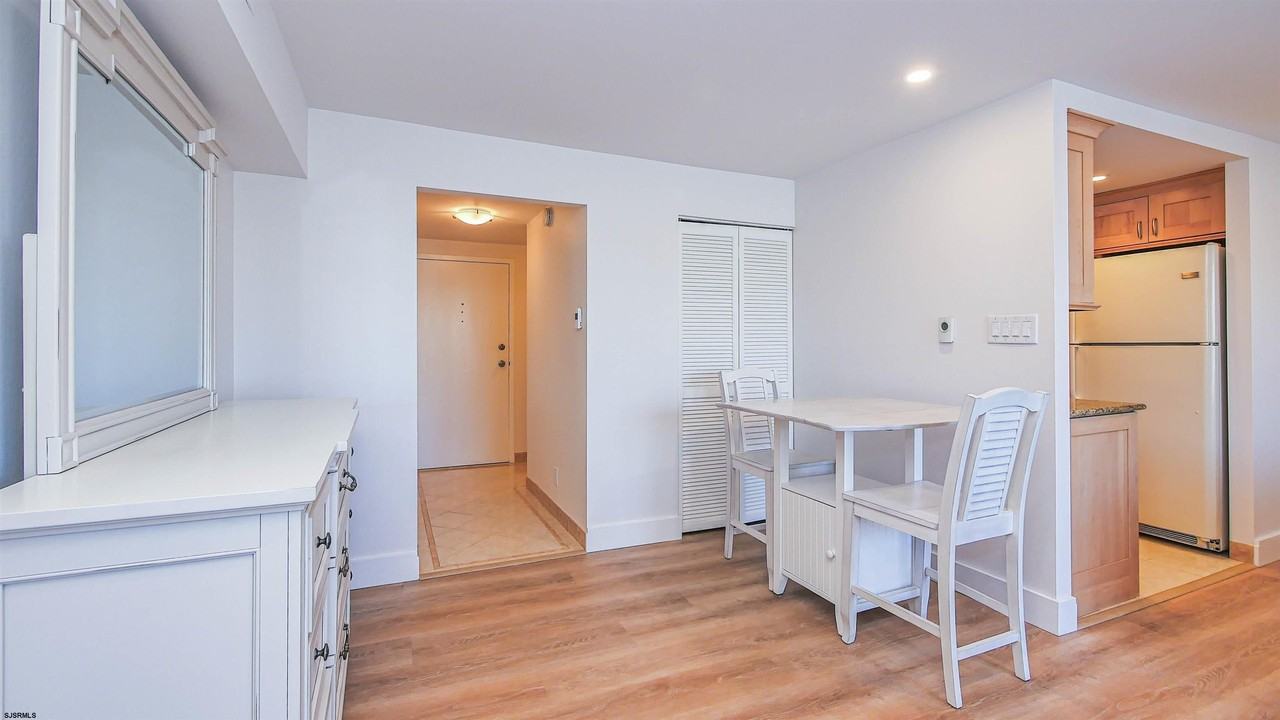 322 Boardwalk - Photo 4 of 41