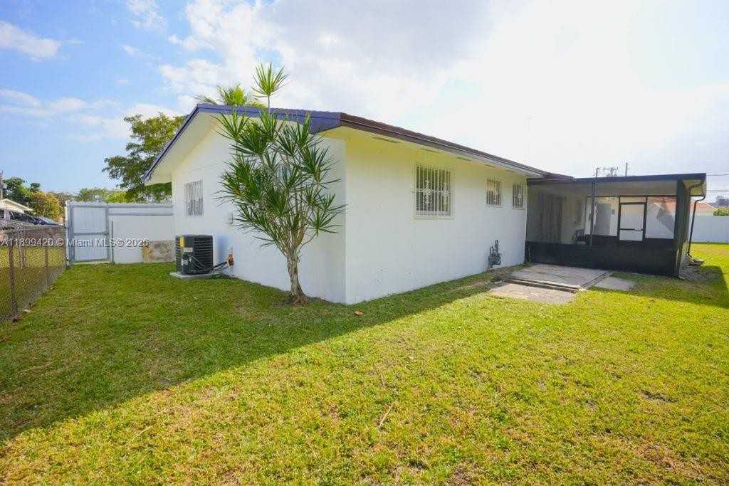 135 Nw 208th St #135 - Photo 7 of 8