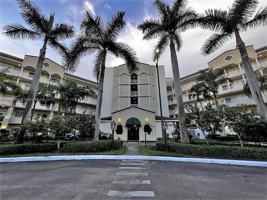 featured image of 10700 Nw 66th St #411