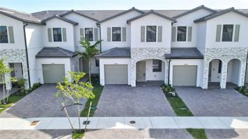 featured image of 13053 Sw 233rd Ter