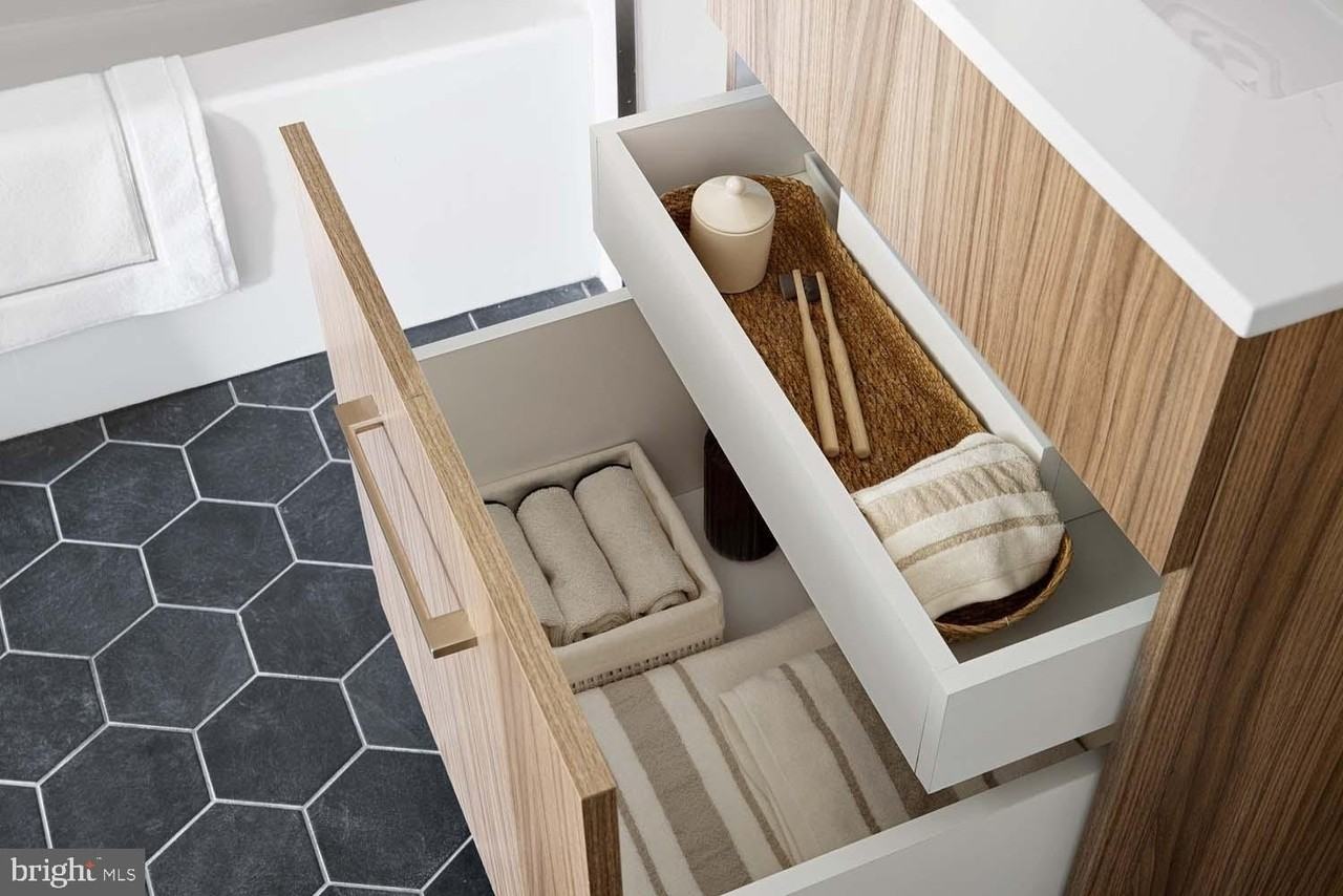 1 Florida Ave Ne Apt 711 #711 - Photo 6 of 11