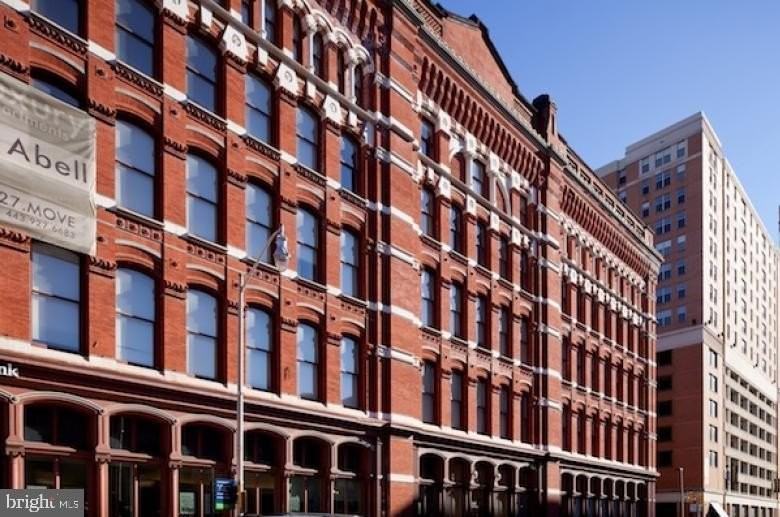 1 S Eutaw St Unit 1br - Photo 5 of 23