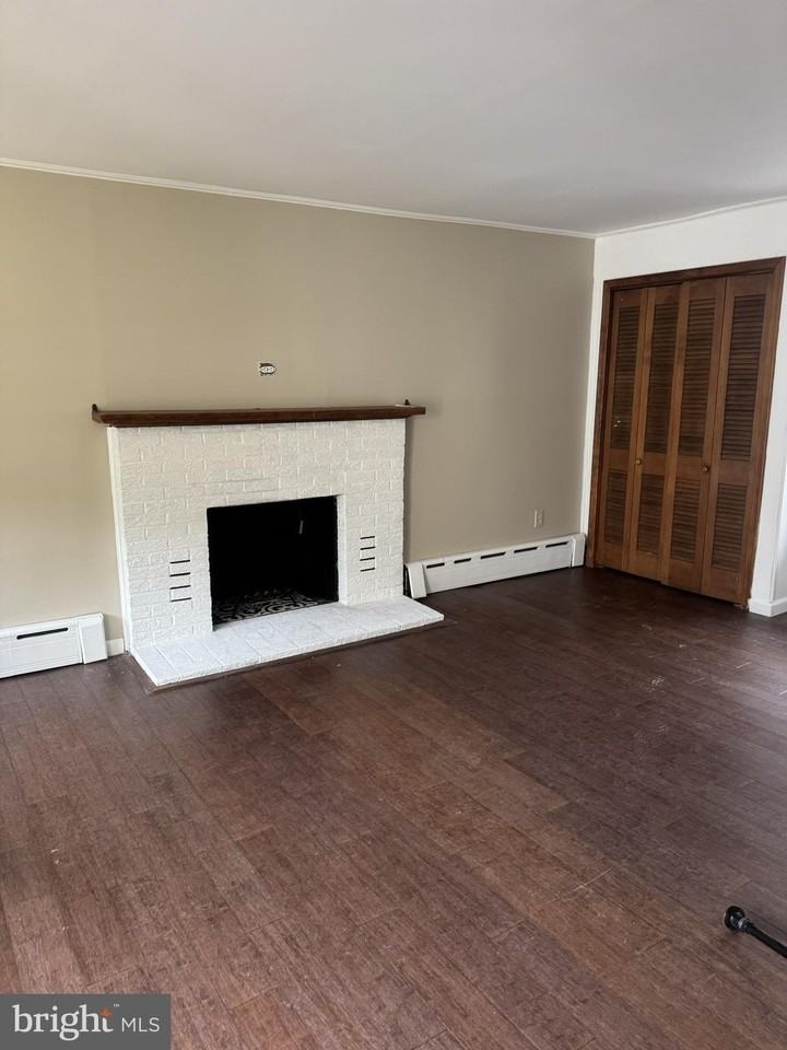 639 Spring Mill Ave Unit Rear #REAR - Photo 2 of 11