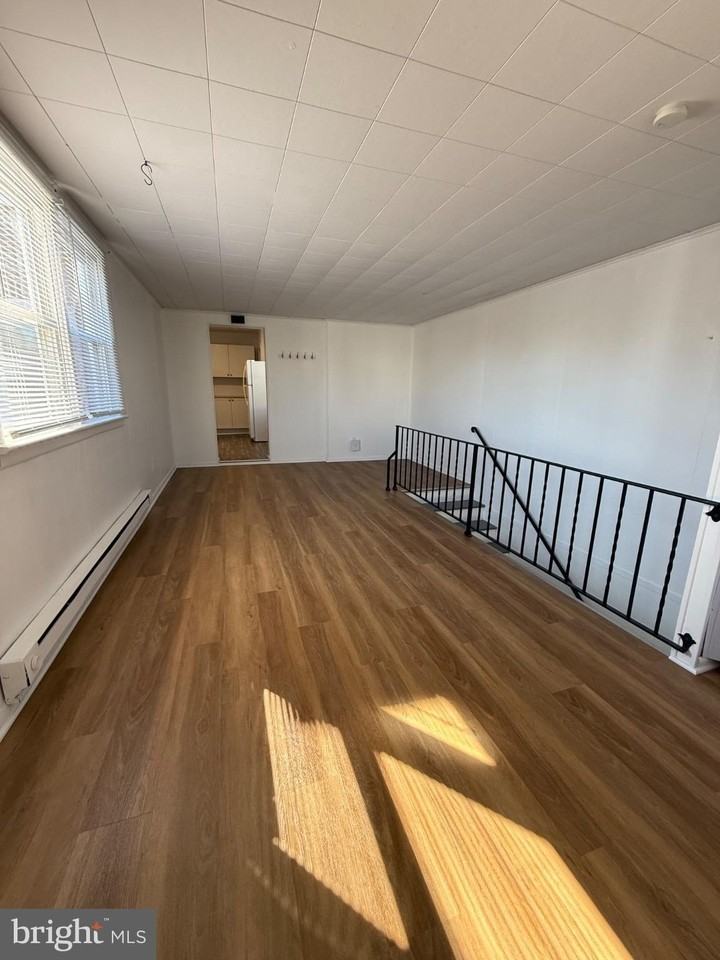 33 E 4th St - Photo 3 of 20