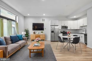 385 Martin Street #1R - Photo 1 of 1