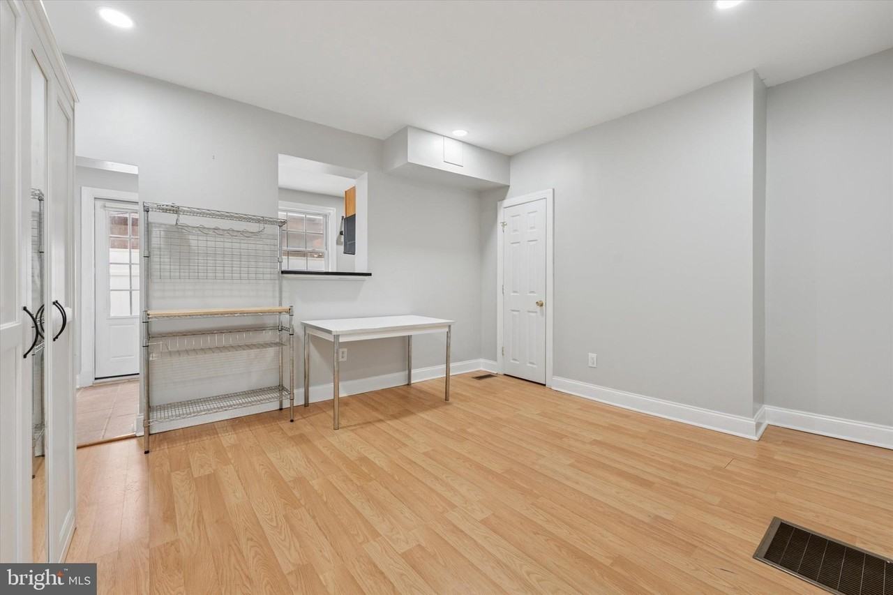 1020 South Bouvier Street - Photo 5 of 15