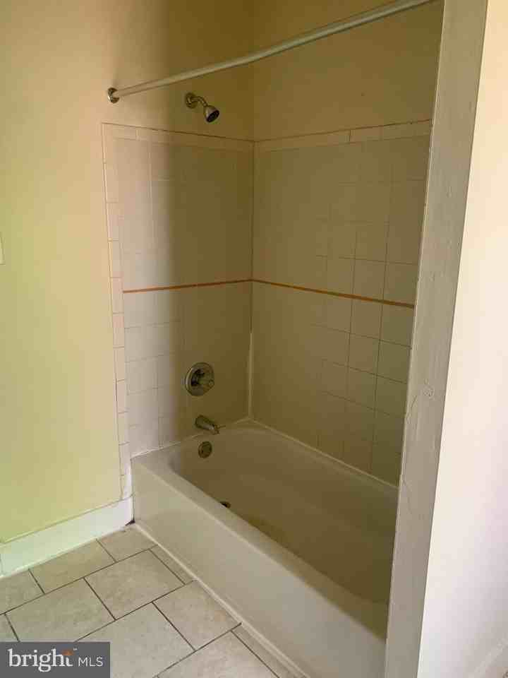 63 E Ashmead St - Photo 5 of 7