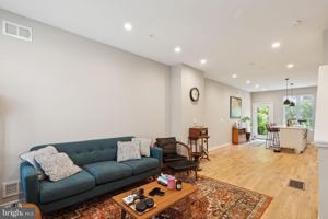 featured image of 1510 North Hollywood Street