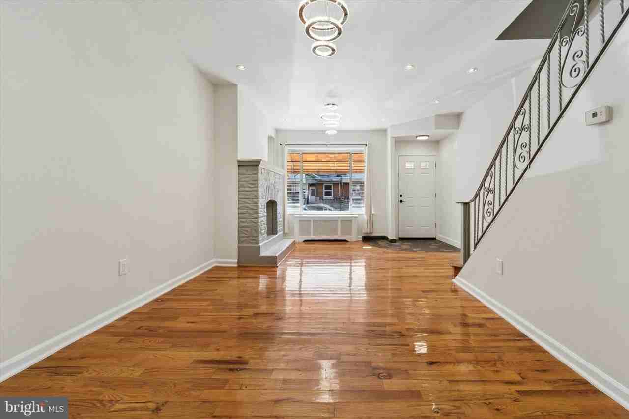 3052 Aramingo Avenue - Photo 6 of 24