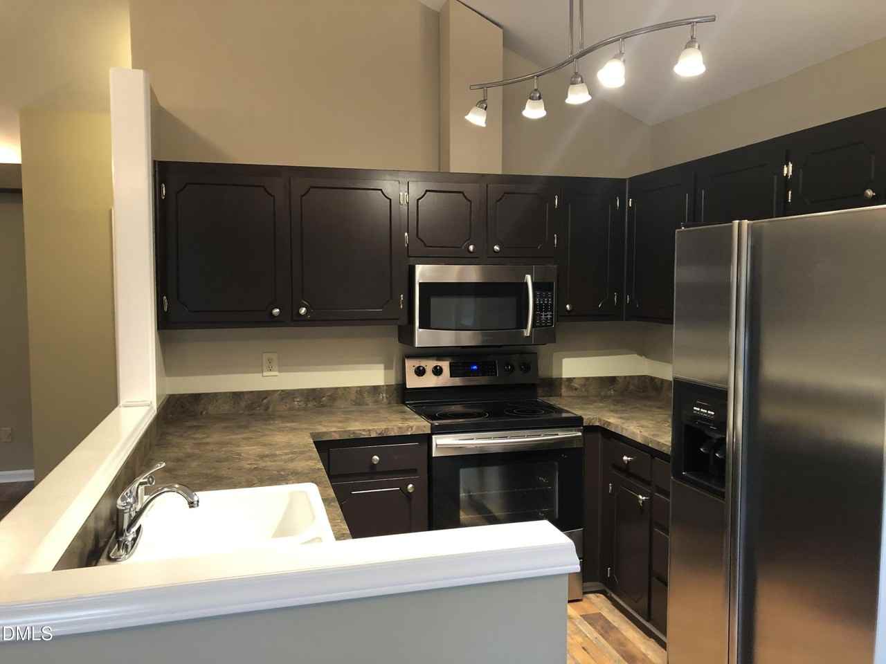 3345 Mill Run - Photo 3 of 11