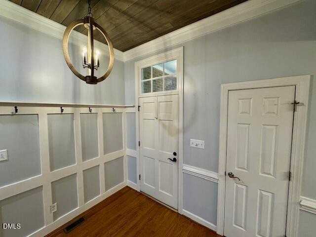 2095 Woodberry Drive - Photo 3 of 44