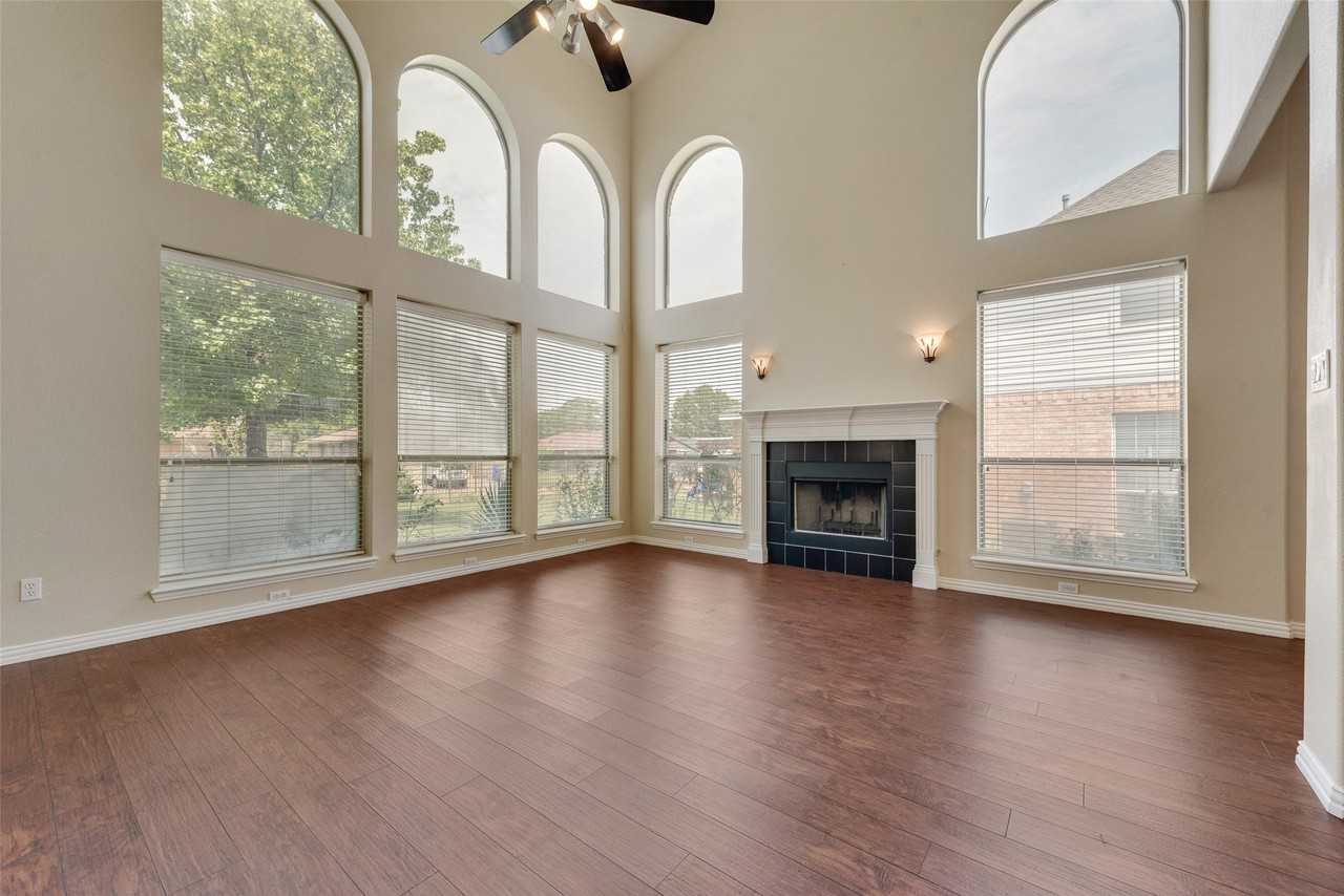 2047 Chevella Dr - Photo 7 of 35