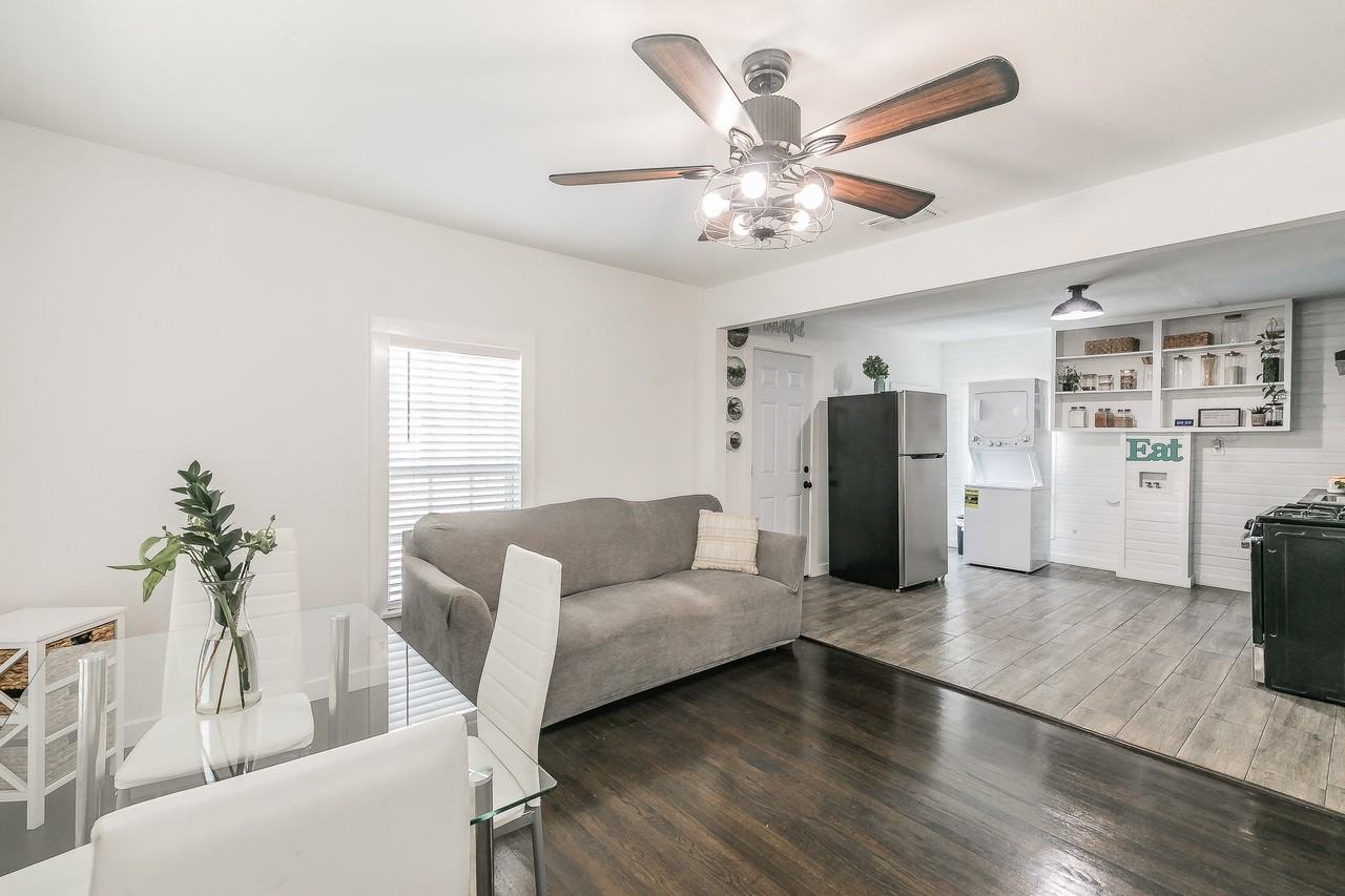 9212 Oels Street - Photo 3 of 25