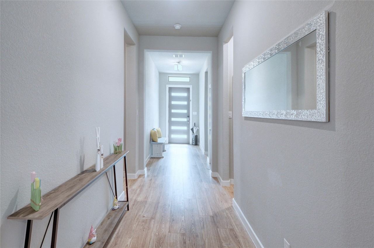 1632 Fallingwater Trl - Photo 2 of 30