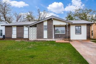 203 N Forest Crest Dr - Photo 1 of 1