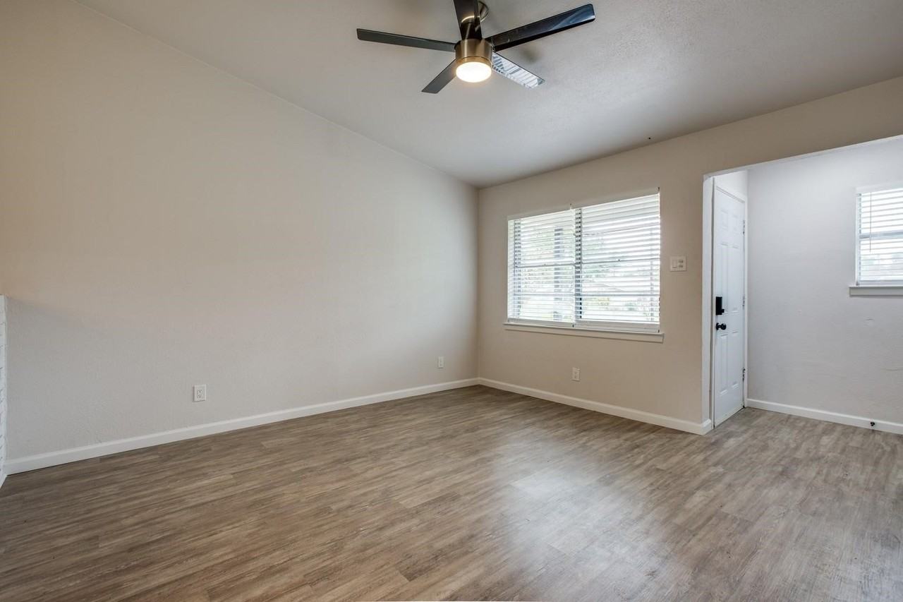 203 North Forest Crest Drive - Photo 5 of 25