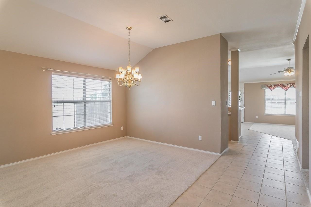 8301 Clearbrook Drive - Photo 5 of 28