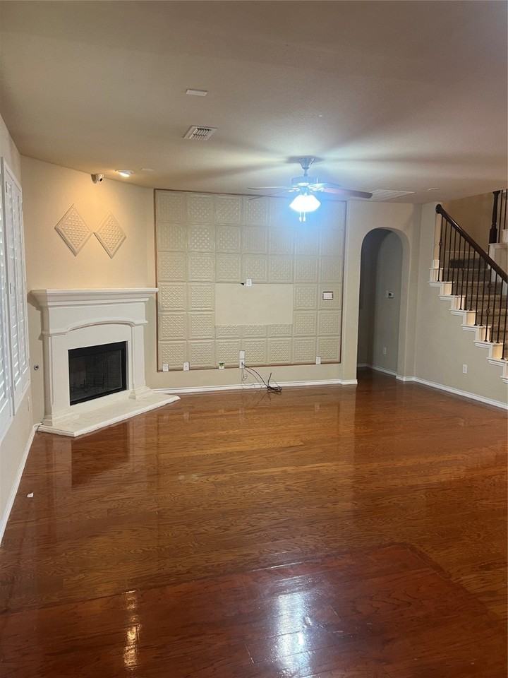 1820 Jacona Trail - Photo 7 of 20