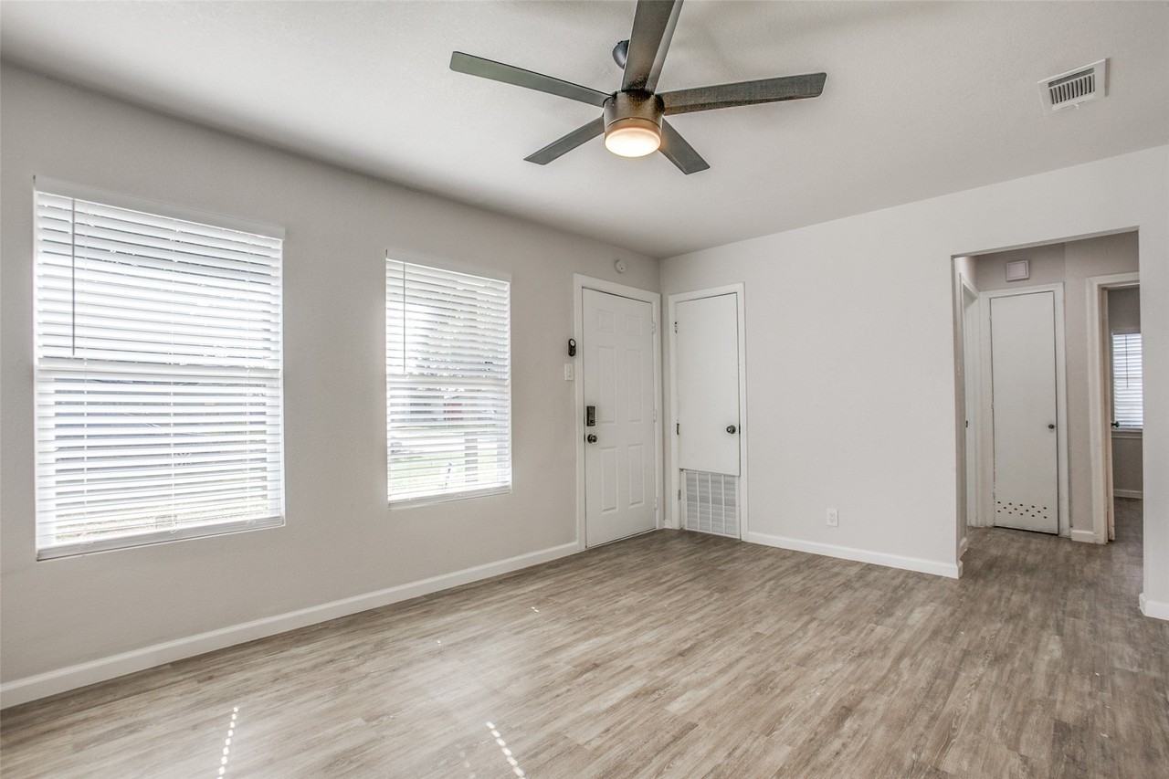 637 N 4th St - Photo 5 of 20