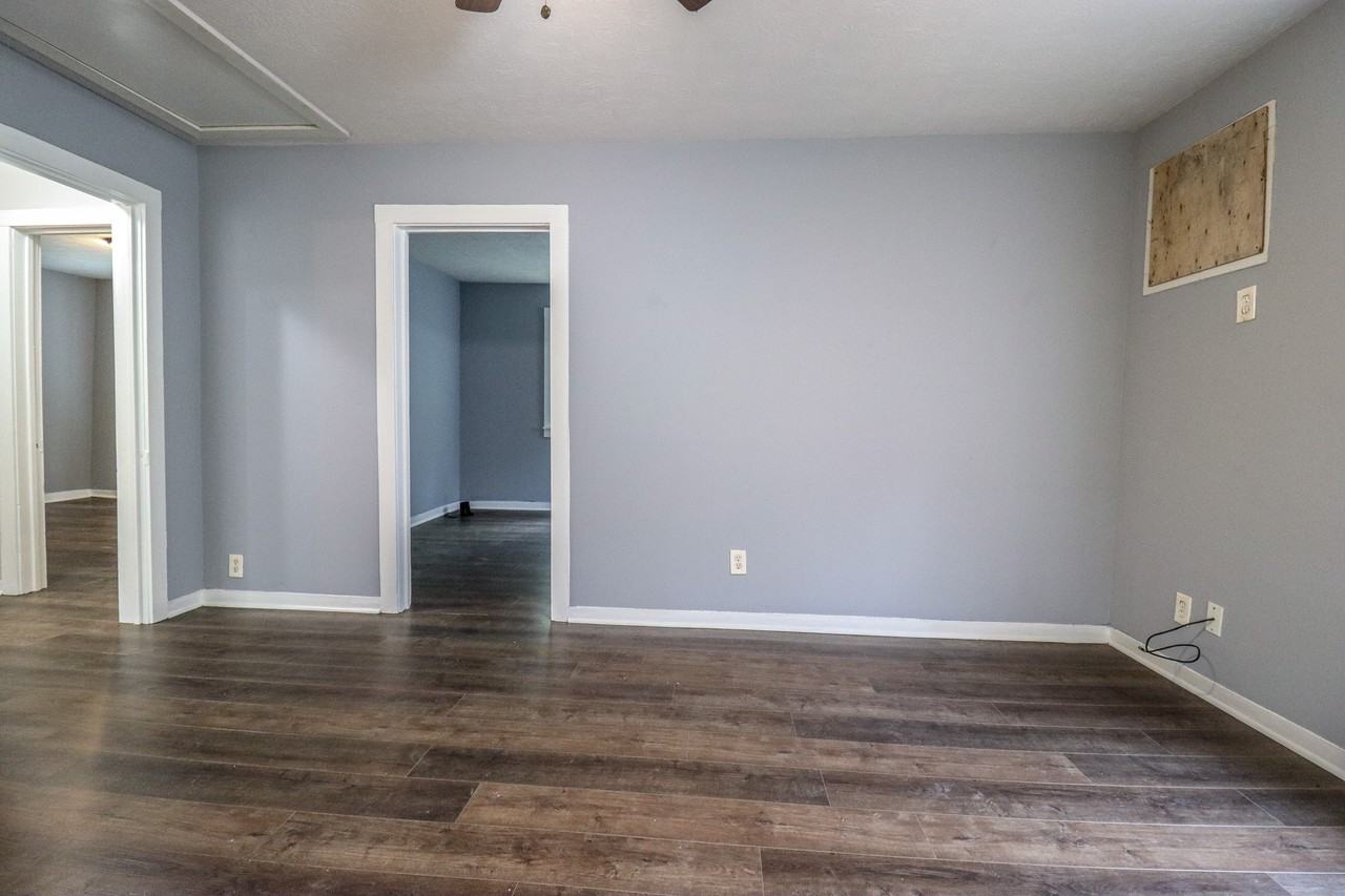 3051 W Crockett St - Photo 4 of 23