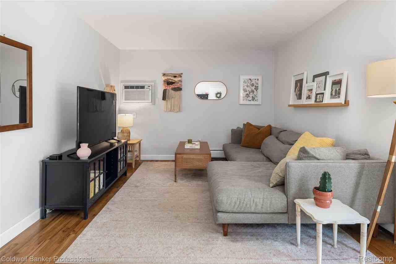 1721 E 14 Mile Rd - Photo 4 of 17