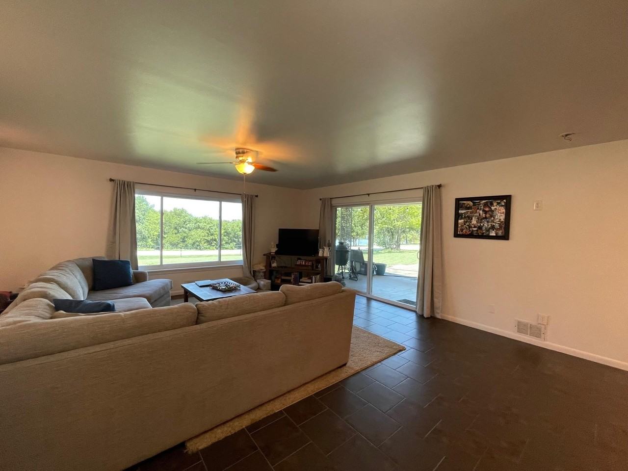 1864 Chris Craft Dr - Photo 6 of 25