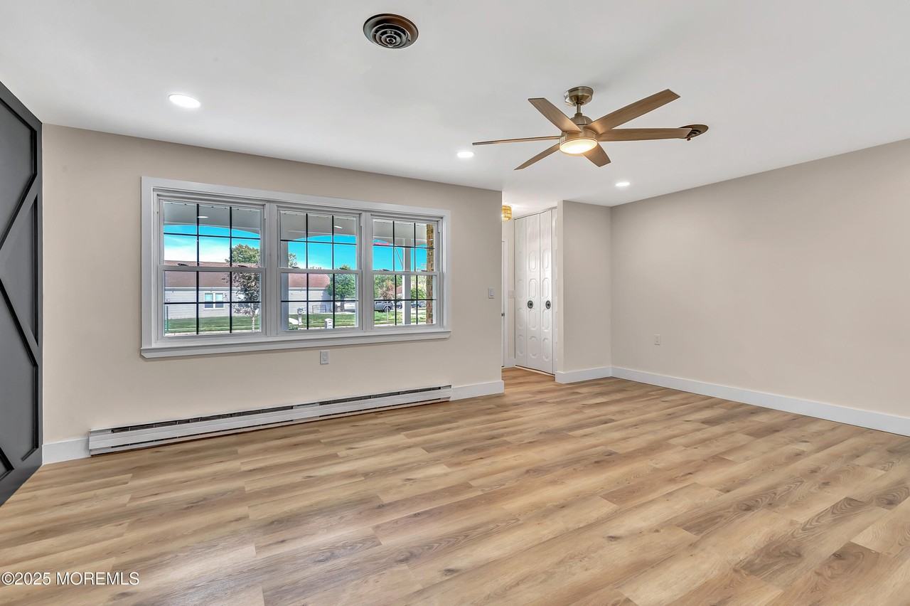 9 Buckingham Drive - Photo 5 of 30