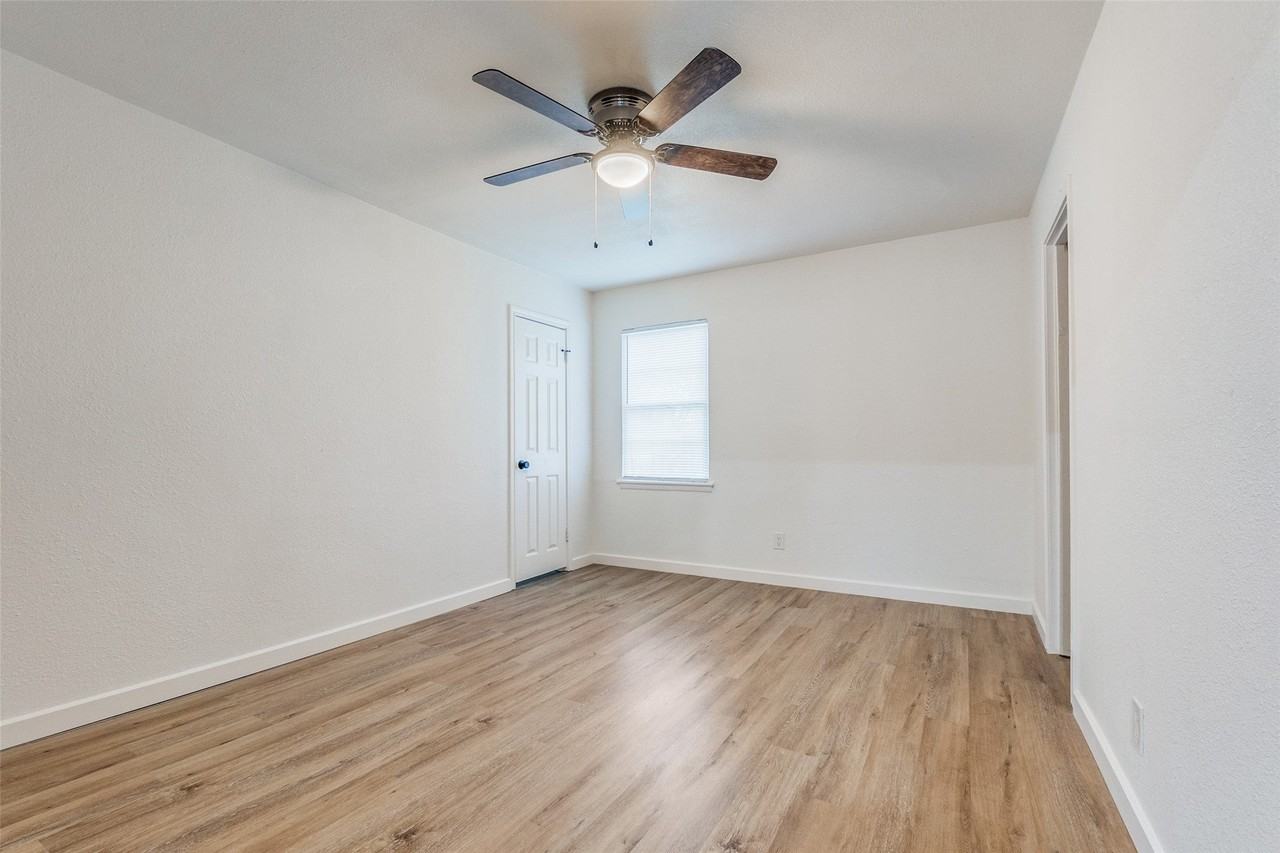 2342 Healey Dr - Photo 5 of 13