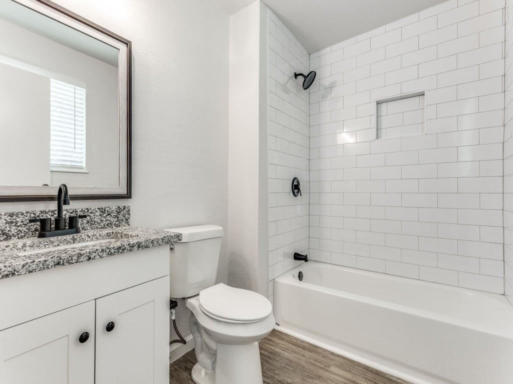 1814 Burke Dr - Photo 7 of 12