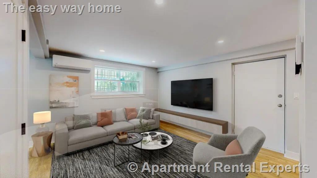 132 Sherman St #1 - Photo 3 of 29