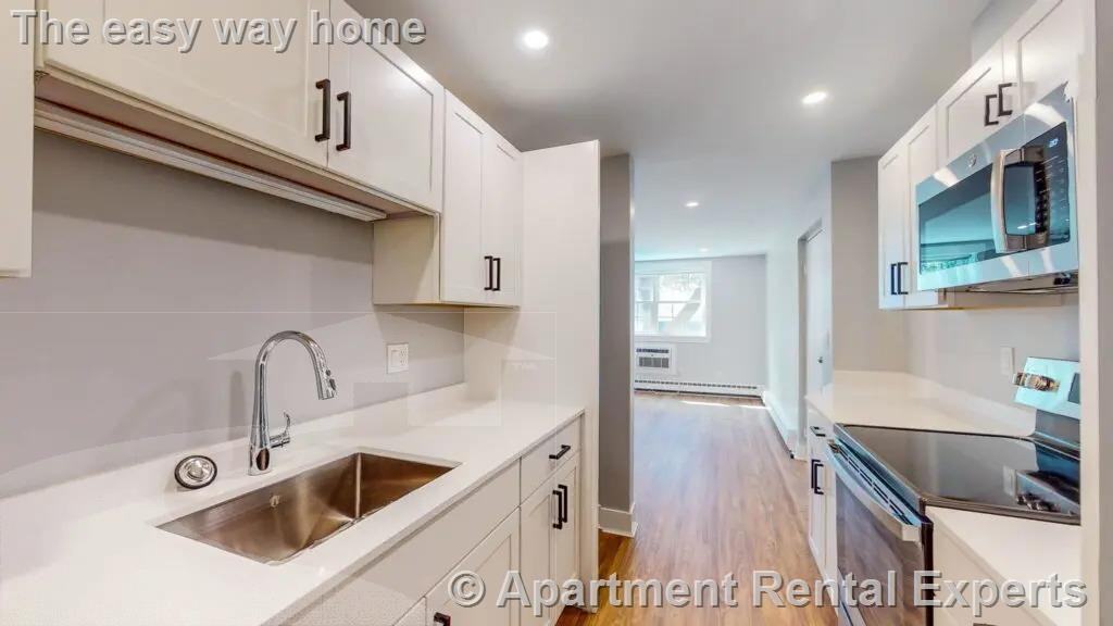 132 Sherman St #1 - Photo 6 of 29