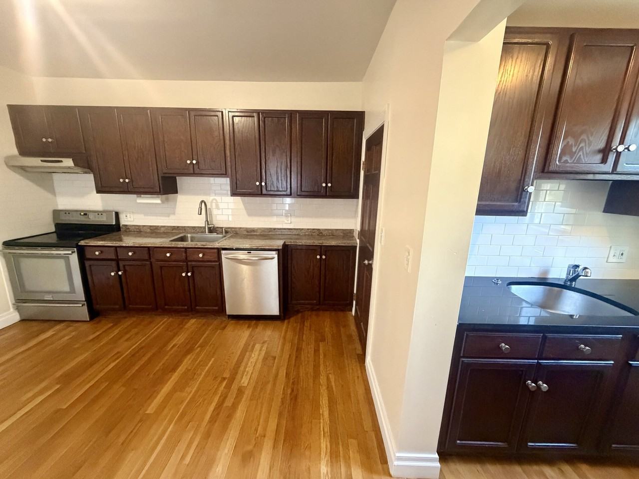 19 Banks St #1 - Photo 3 of 17