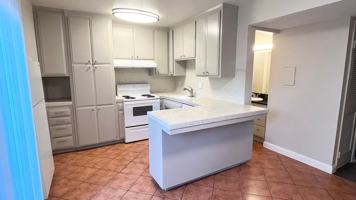 featured image of 5981 Lake Crest Way