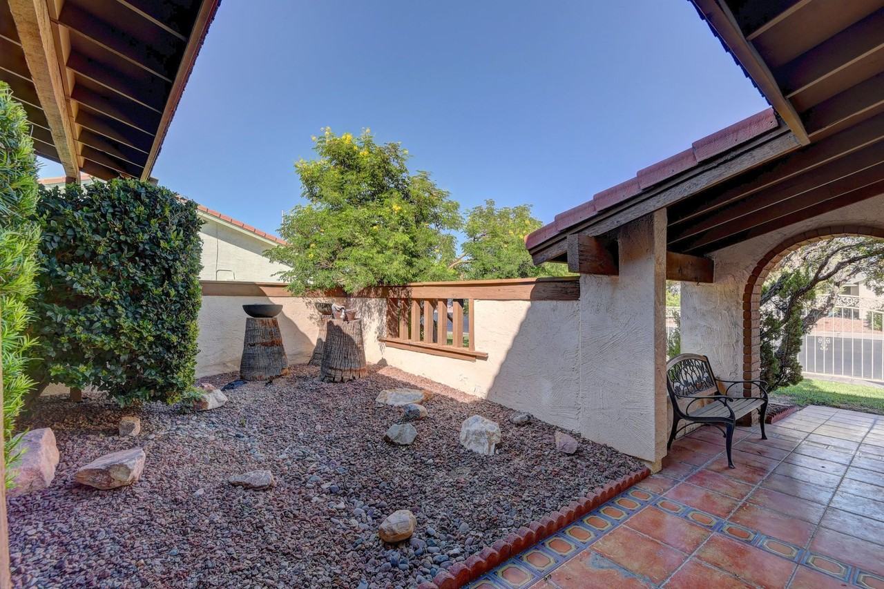 3751 El Camino Rd - Photo 5 of 27