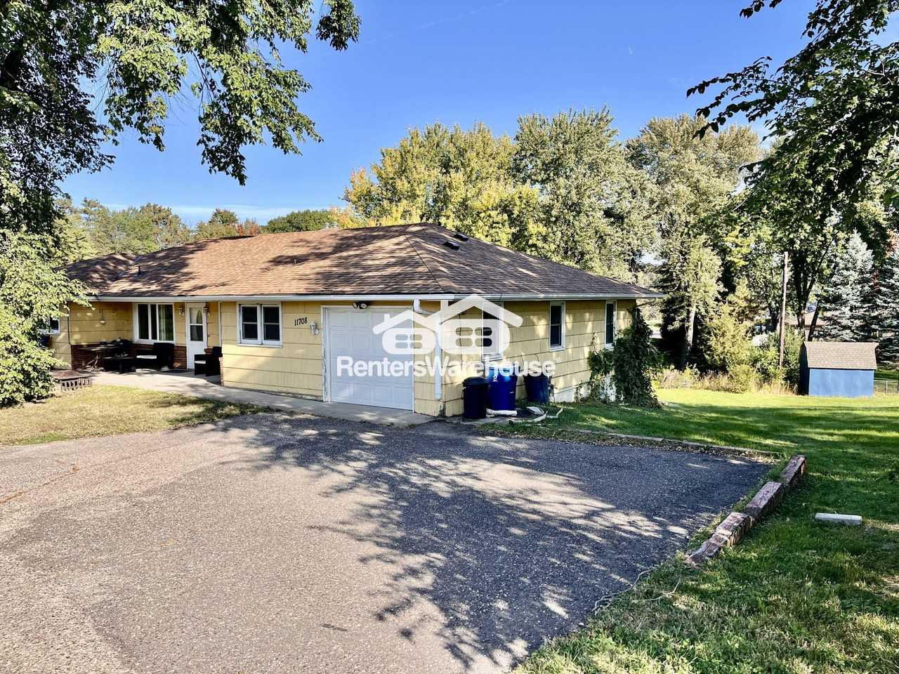 11708 Highway 55 - Photo 2 of 28