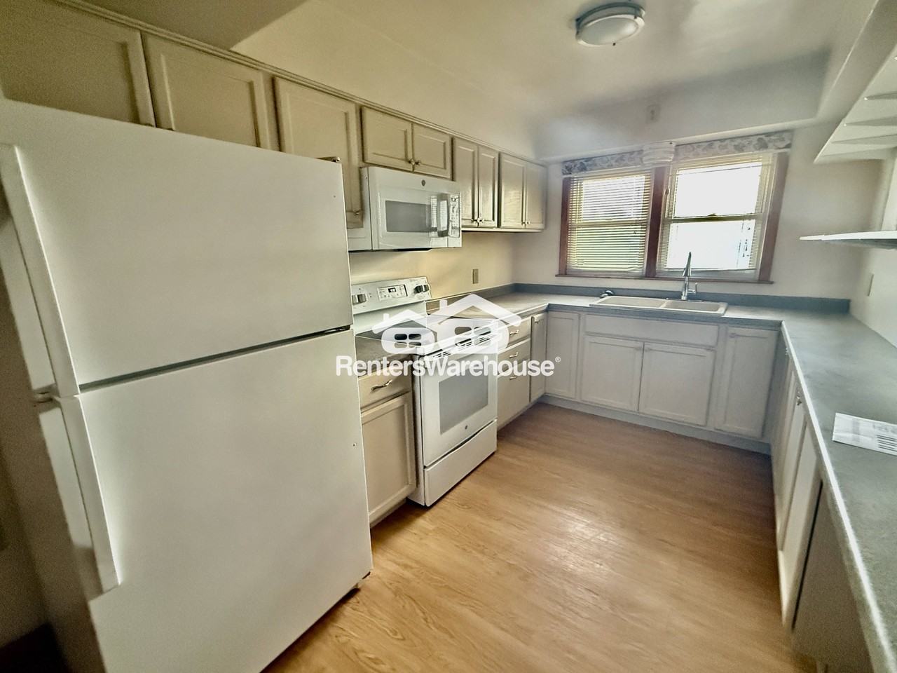 11708 Highway 55 - Photo 6 of 28